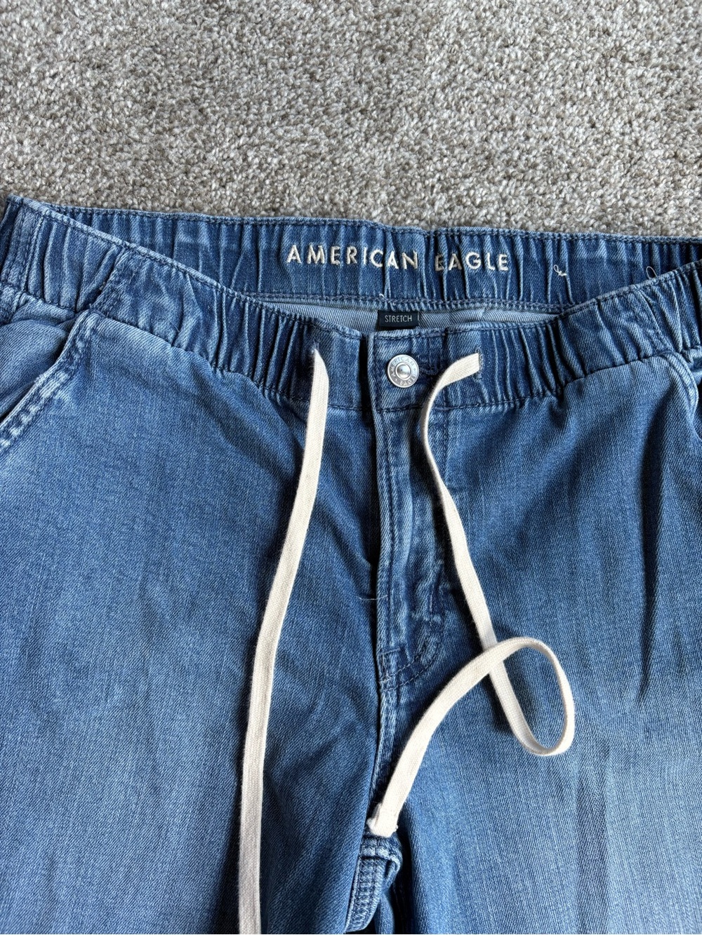 American Eagle Outfitters low rise ultra wide leg Jeans